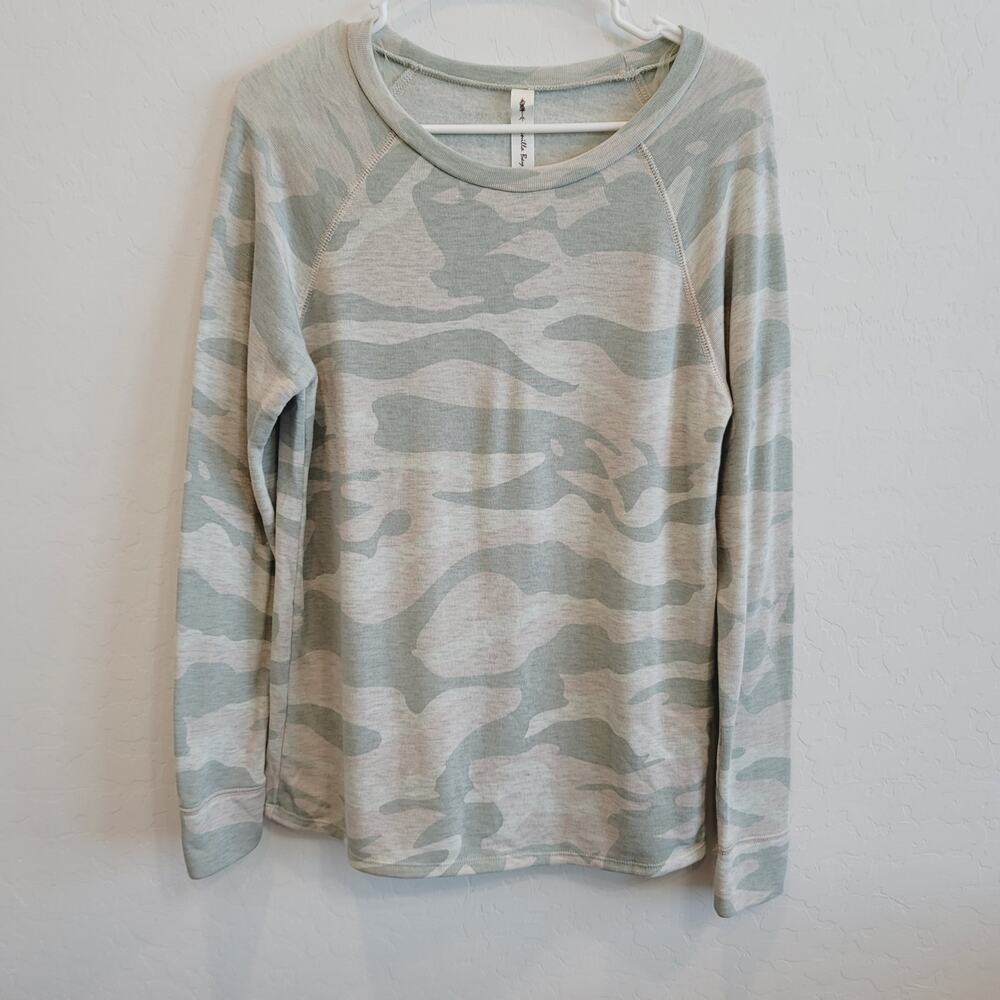 NWOT Vanilla Bay Camo Print Long Sleeves Pullover Sweatshirt Very Soft